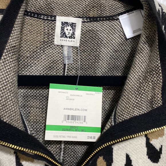 NWT Anne Klein poncho sweater is size large. - Picture 3 of 4